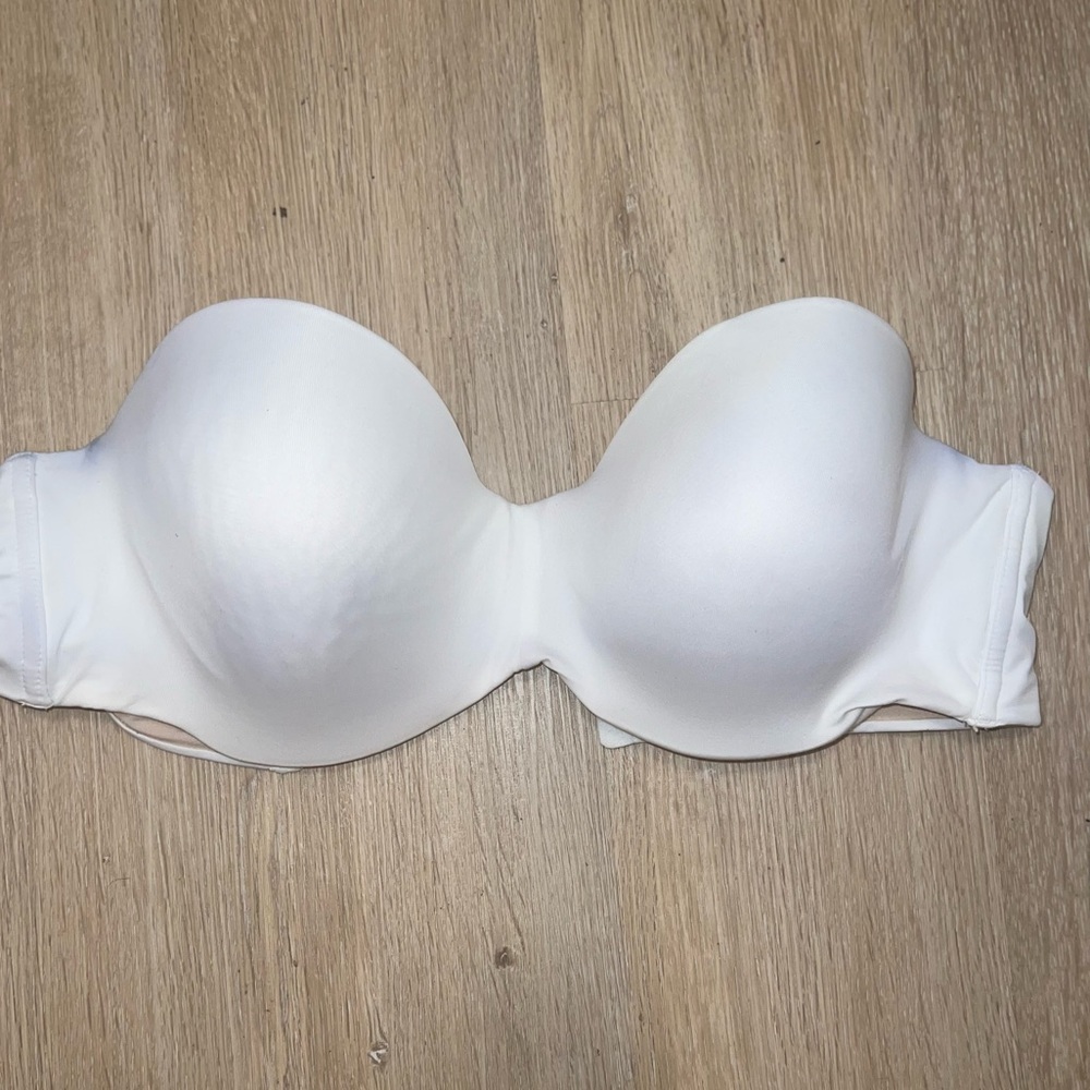 Strapless  Bra (38DD)